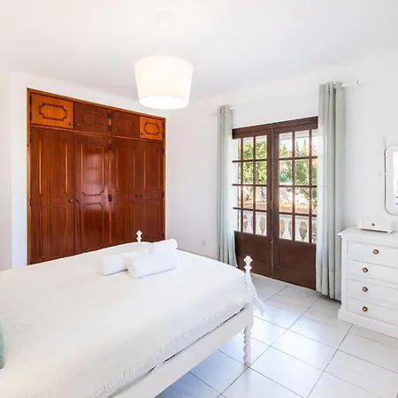 Patroves Ranch - Private Pool & Sea Views البوفيرا