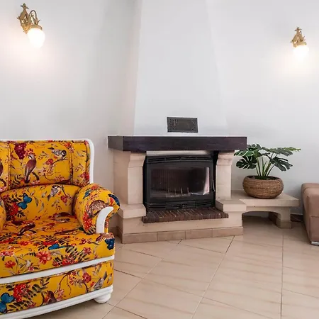 Patroves Ranch - Private Pool & Sea Views Semesterbostad