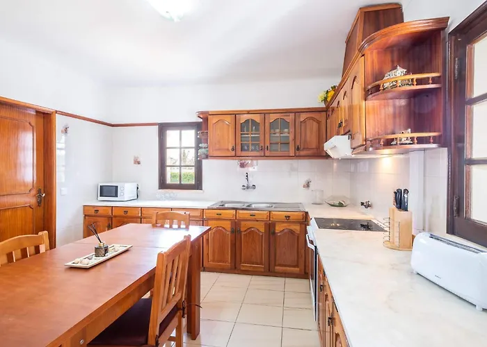 Patroves Ranch - Private Pool & Sea Views Villa *