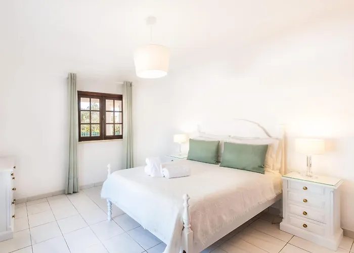 Patroves Ranch - Private Pool & Sea Views Albufeira