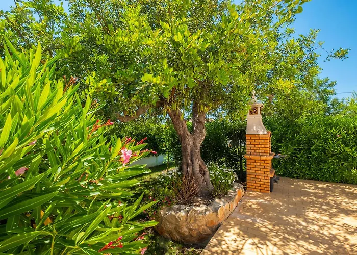 Patroves Ranch - Private Pool & Sea Views *