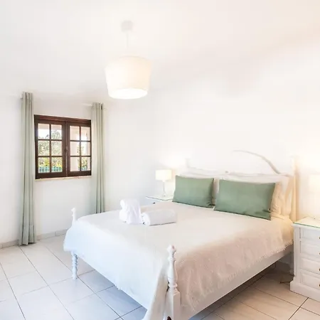 Patroves Ranch - Private Pool & Sea Views Albufeira